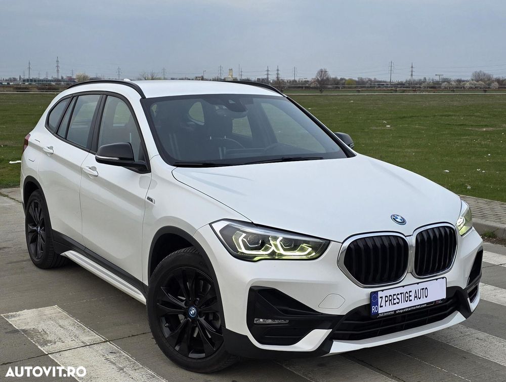 BMW X1 xDrive25e Sport Line - 8