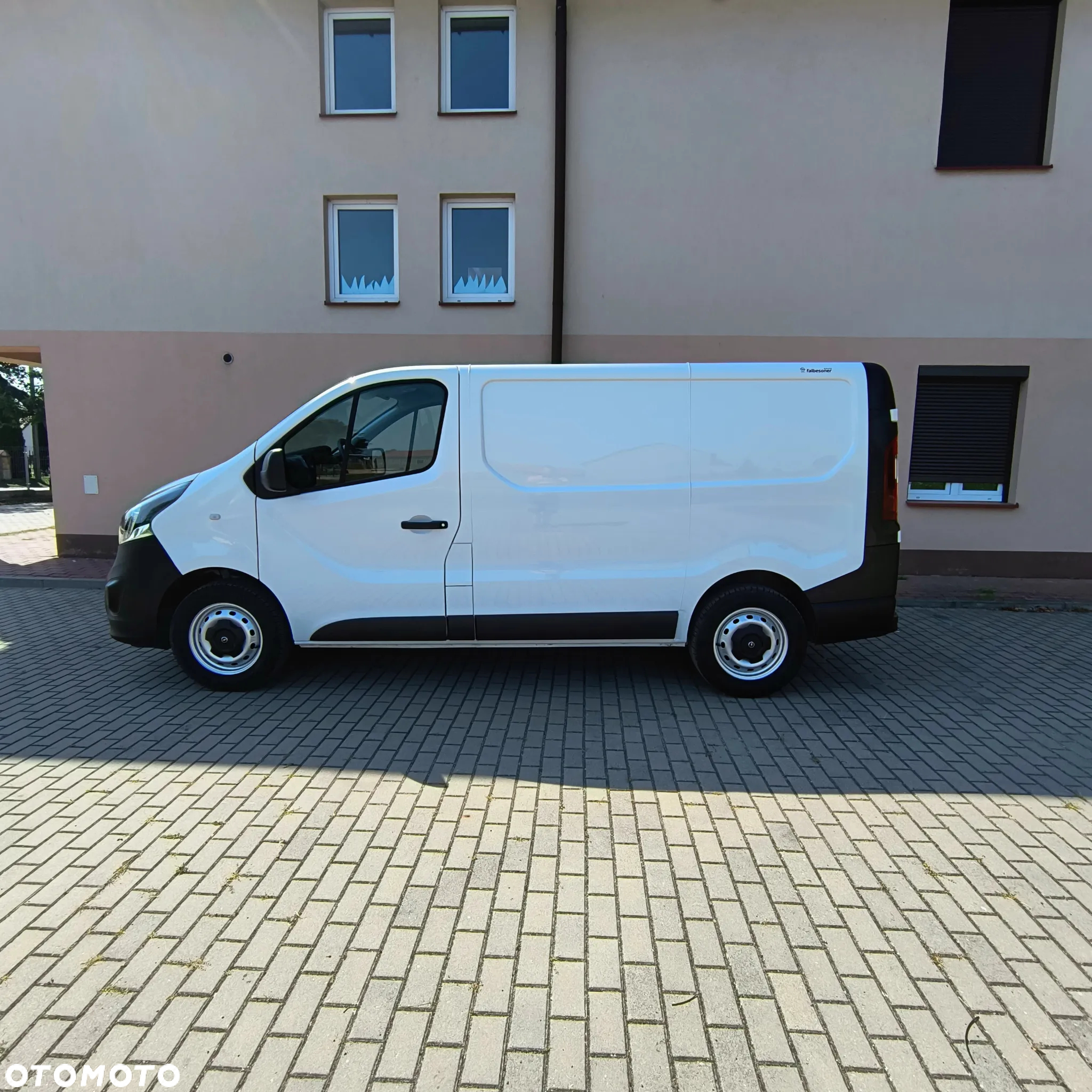Opel Vivaro - 2