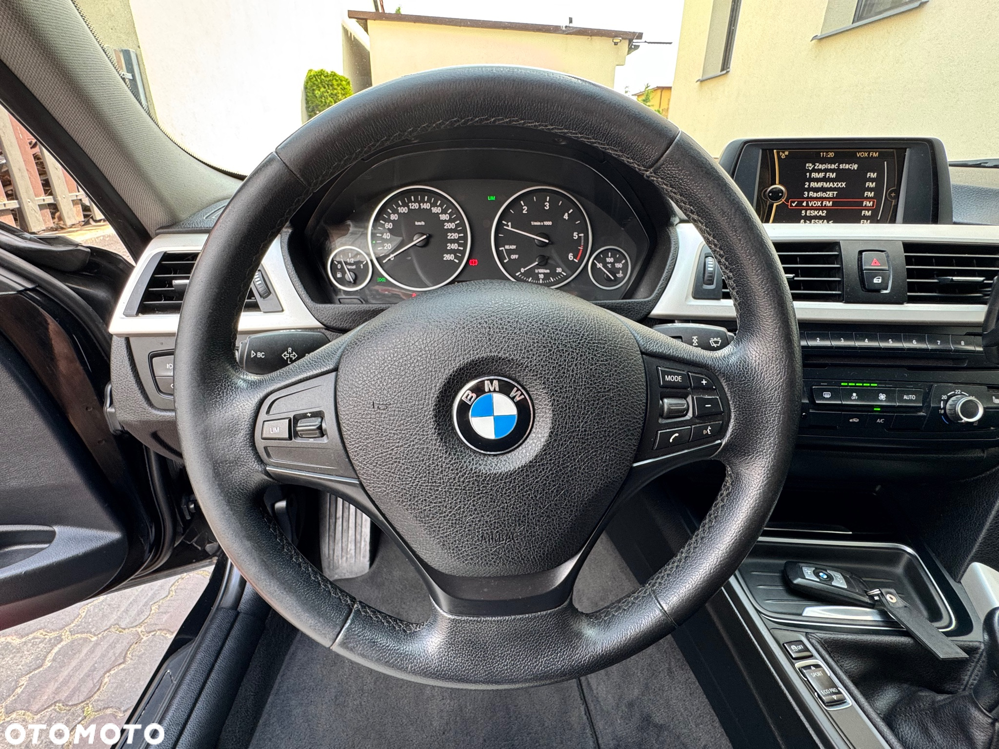 BMW Seria 3 318d Luxury Line - 19