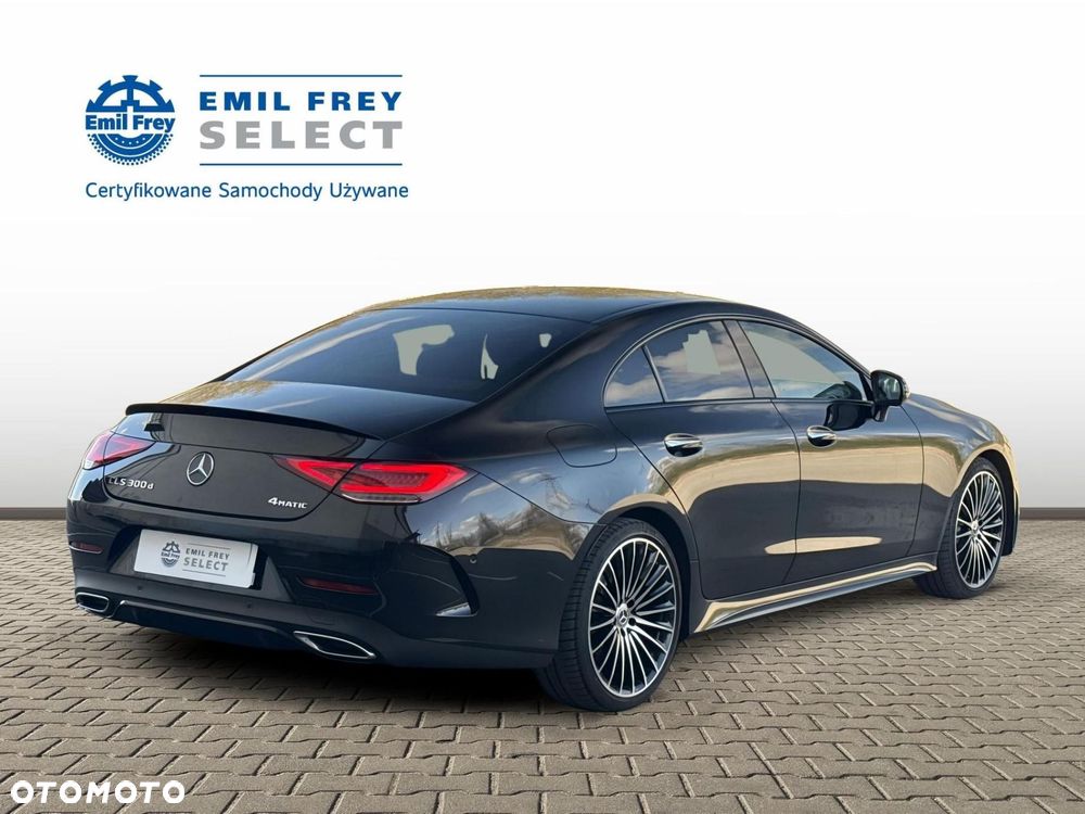 Mercedes-Benz CLS - 6