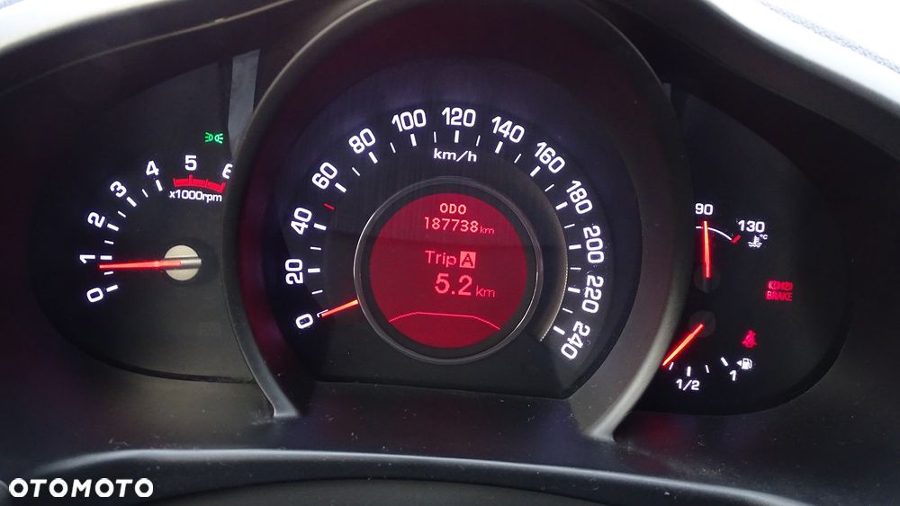 Kia Sportage 2.0 CRDI 2WD Spirit - 24