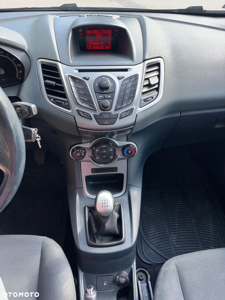 Ford Fiesta - 4