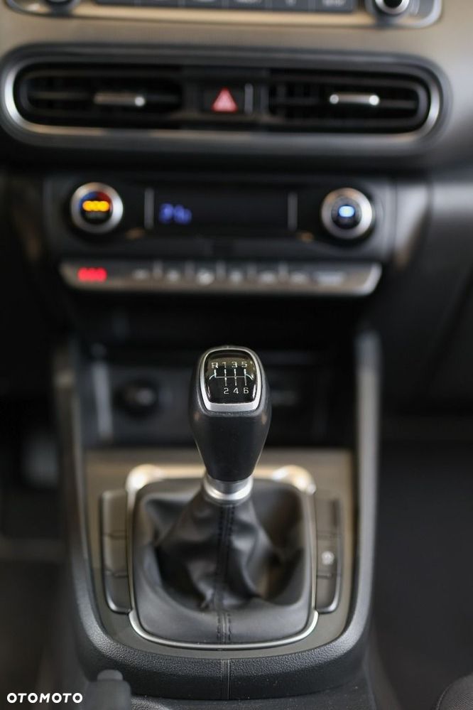 Hyundai Kona - 21