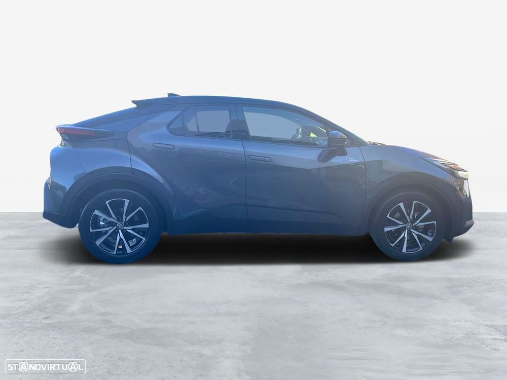 Toyota C-HR - 16