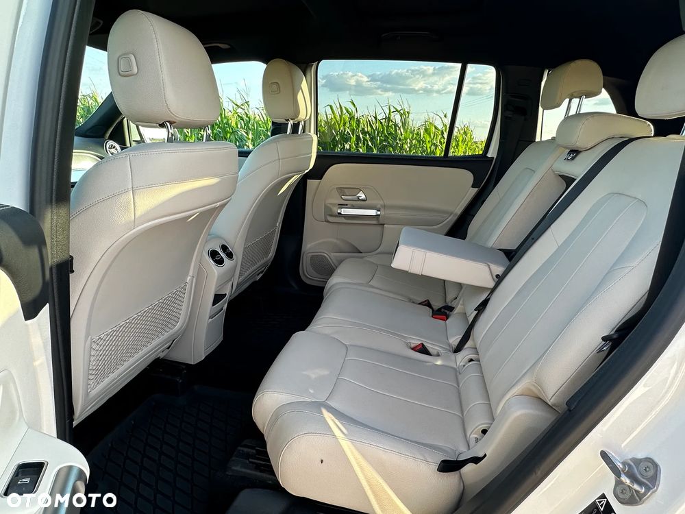Mercedes-Benz GLB 250 Progressive 8G-DCT - 14