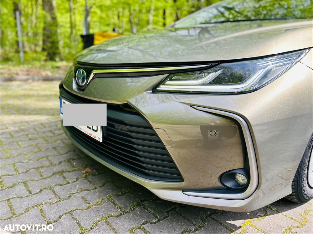 Toyota Corolla 1.8 HSD Business - 3