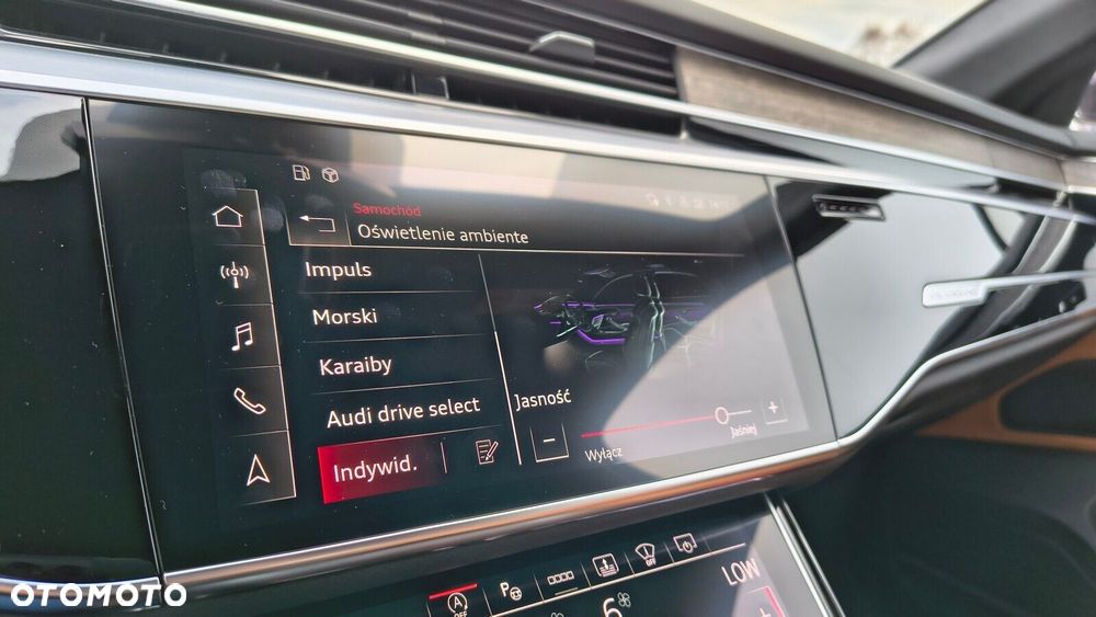 Audi A8 - 31