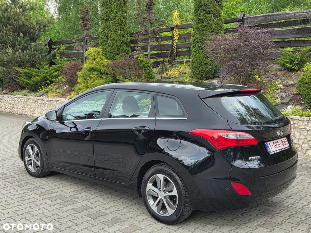 Hyundai i30 Kombi 1.6 GDi DCT Premium - 6