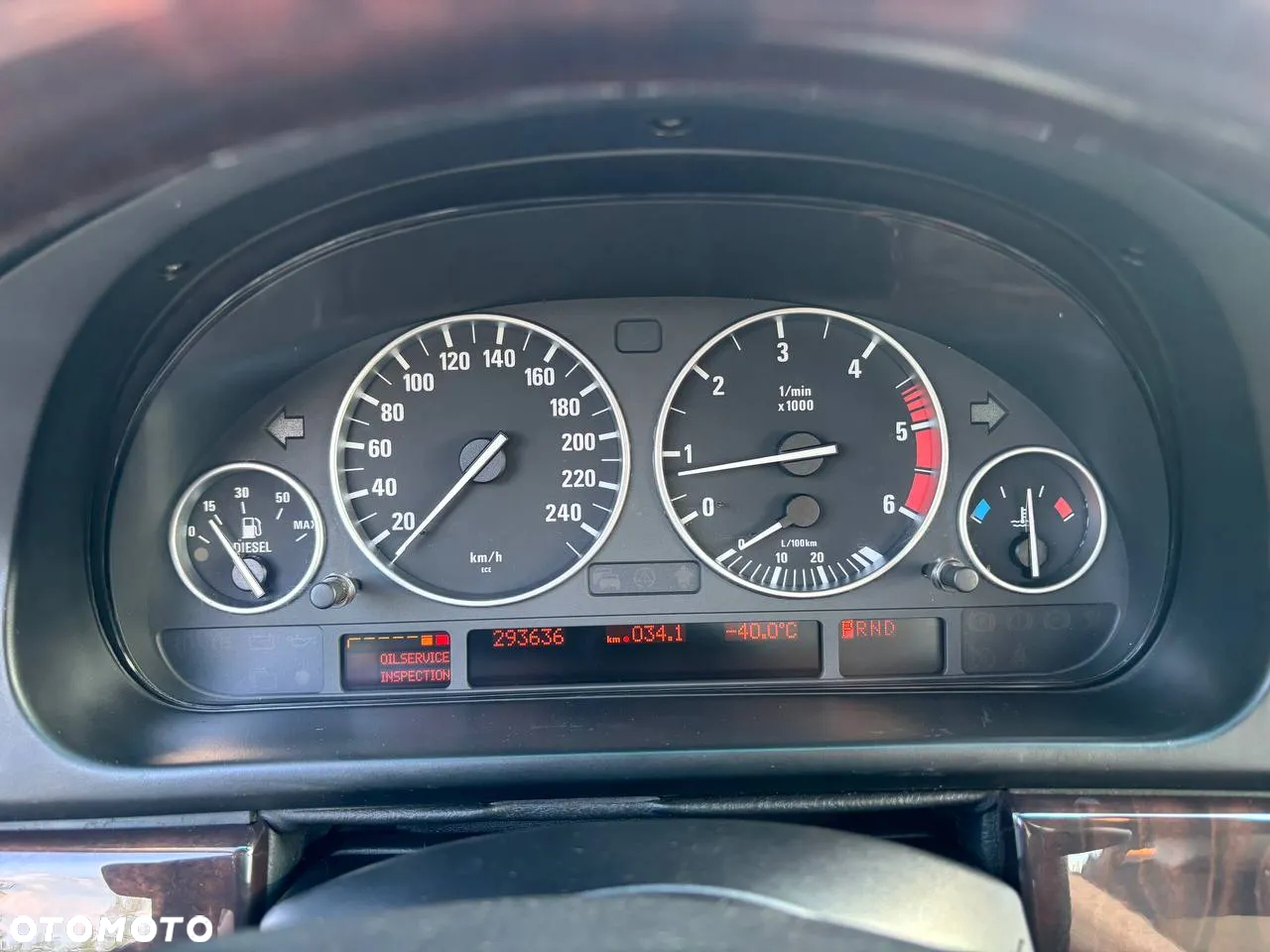 BMW Seria 5 525d - 10