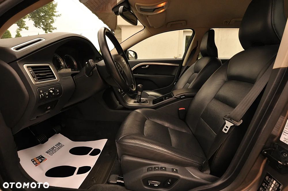 Volvo V70 2.0 - 18
