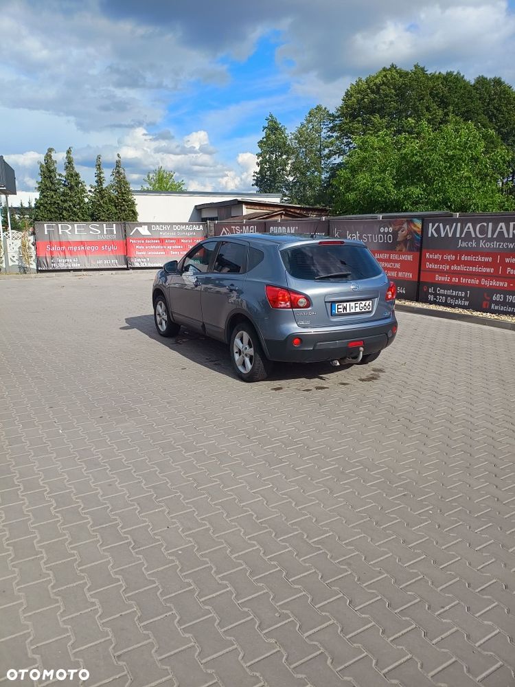 Nissan Qashqai - 4