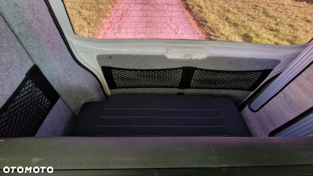 Volkswagen Transporter - 36