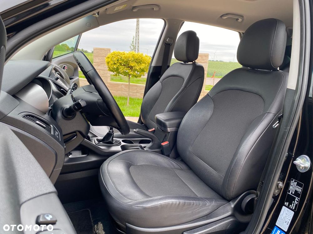 Hyundai ix35 1.6 2WD Fifa World Cup Edition - 22