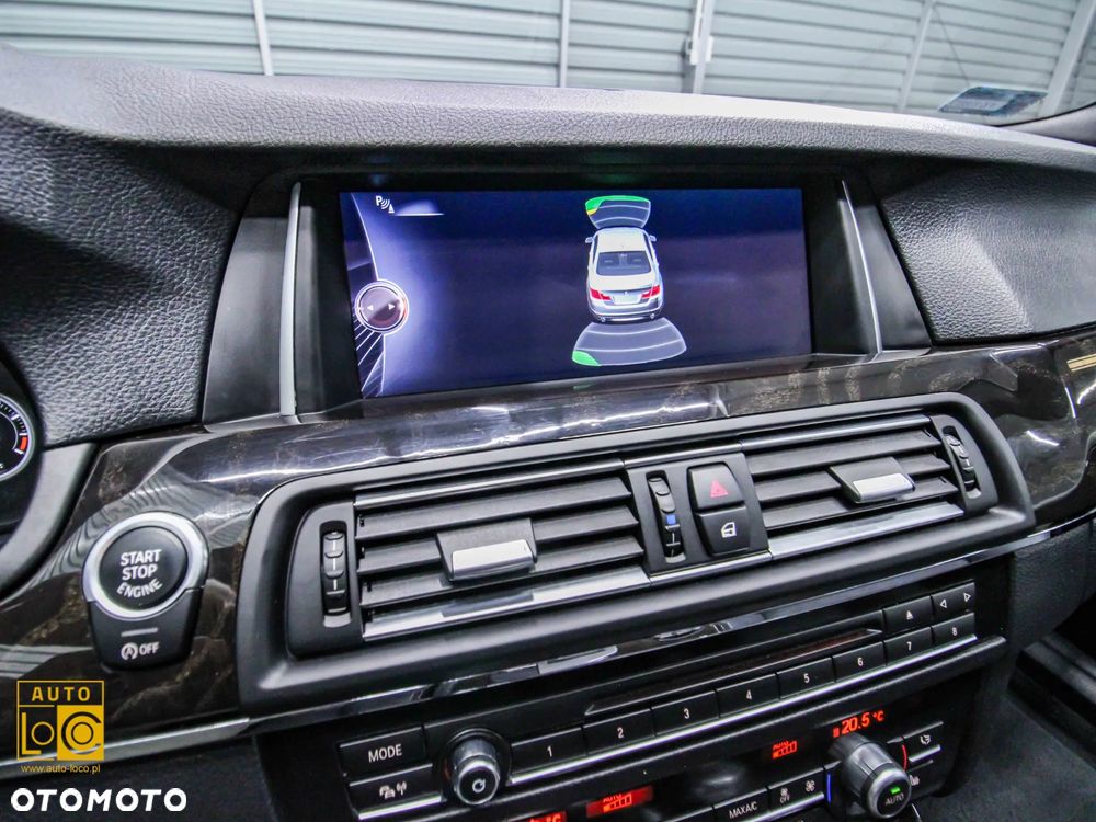 BMW Seria 5 528i xDrive Luxury Line - 19