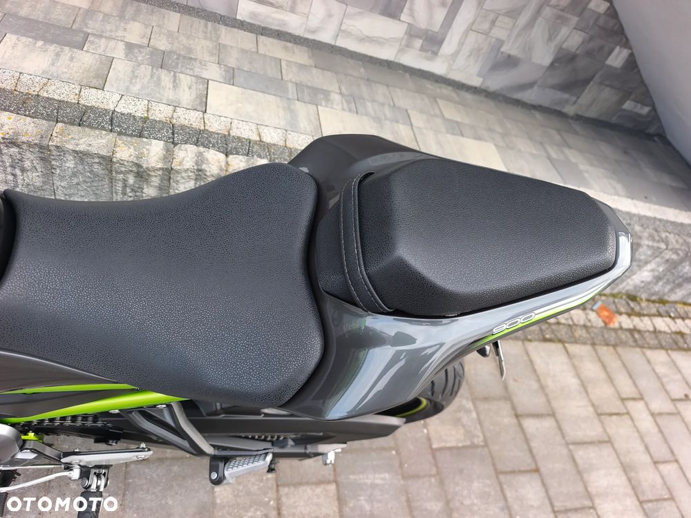 Kawasaki Z 900 - 32