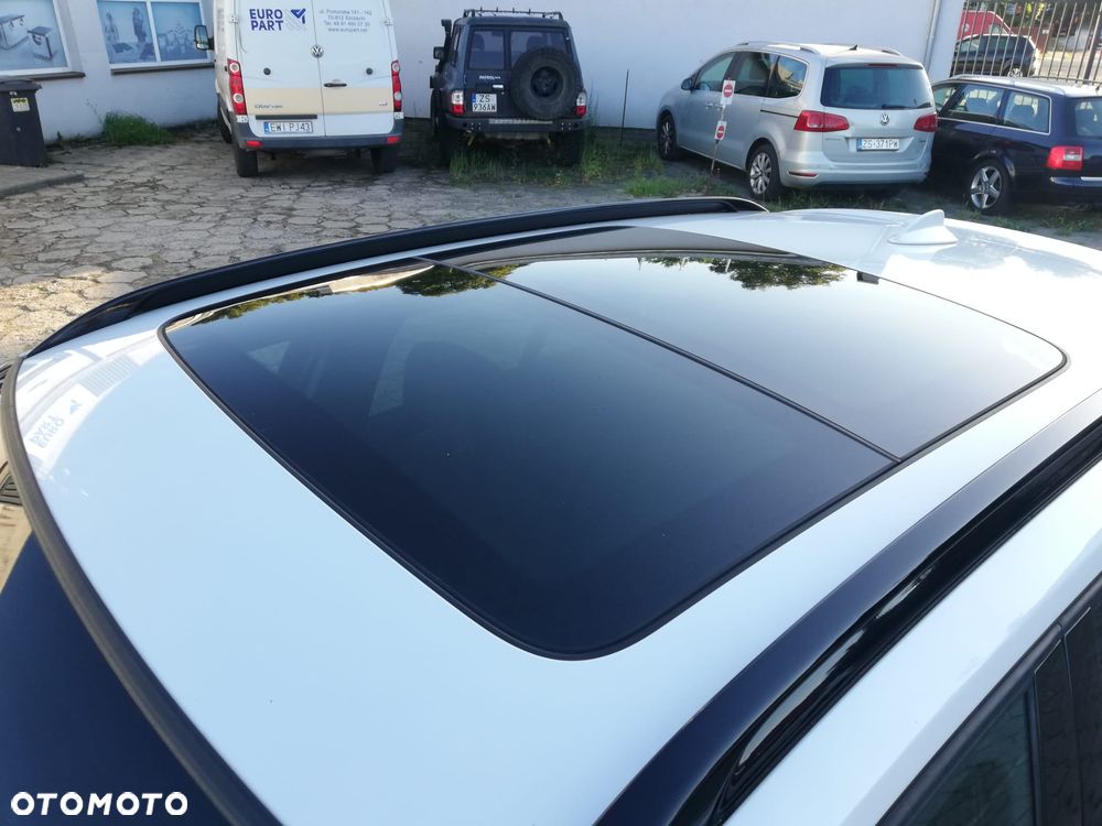 BMW X1 xDrive20d Sport Line - 36