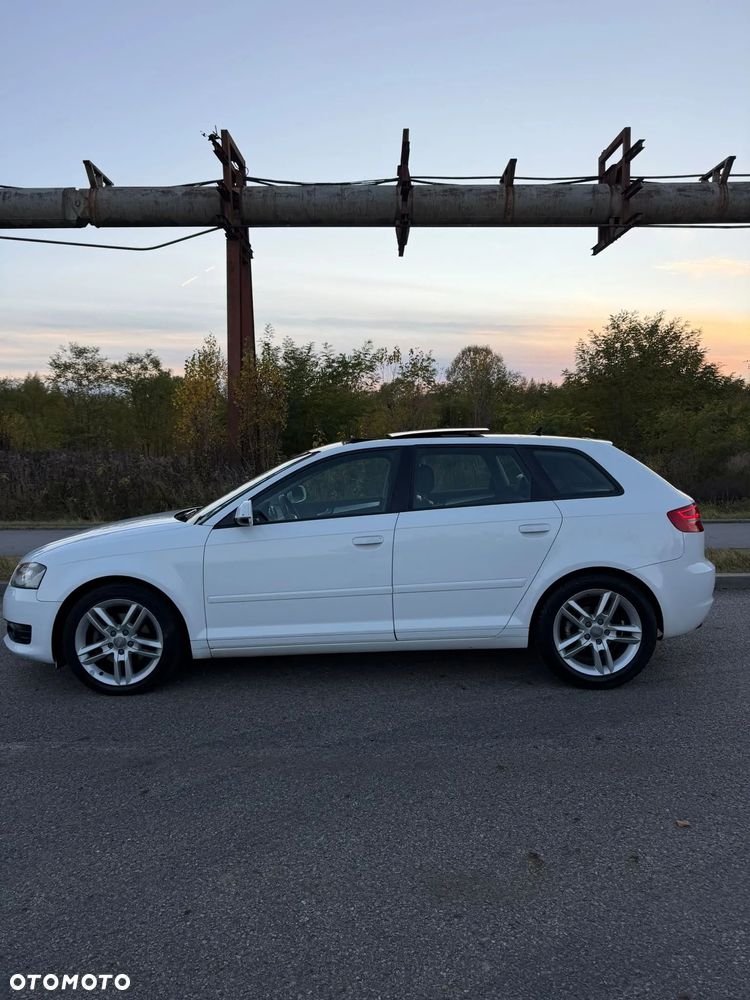 Audi A3 Sportback 2012 photo 3