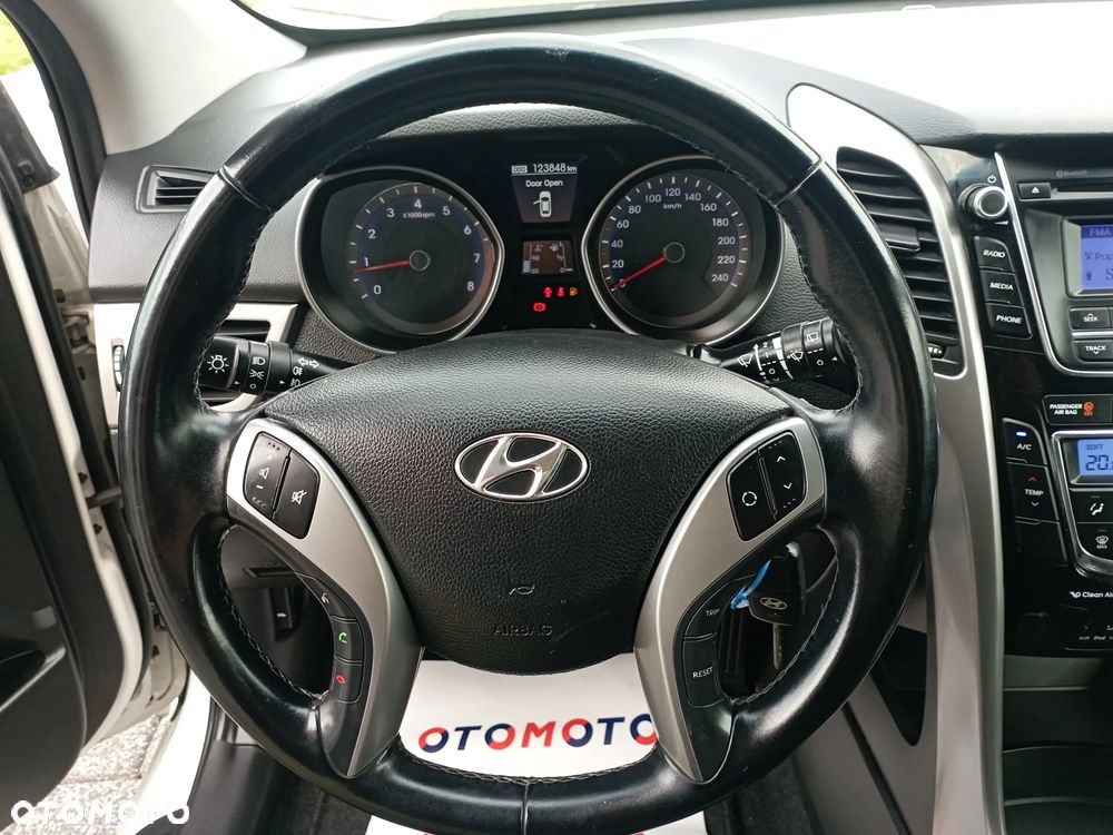 Hyundai i30 1.4 Style - 12