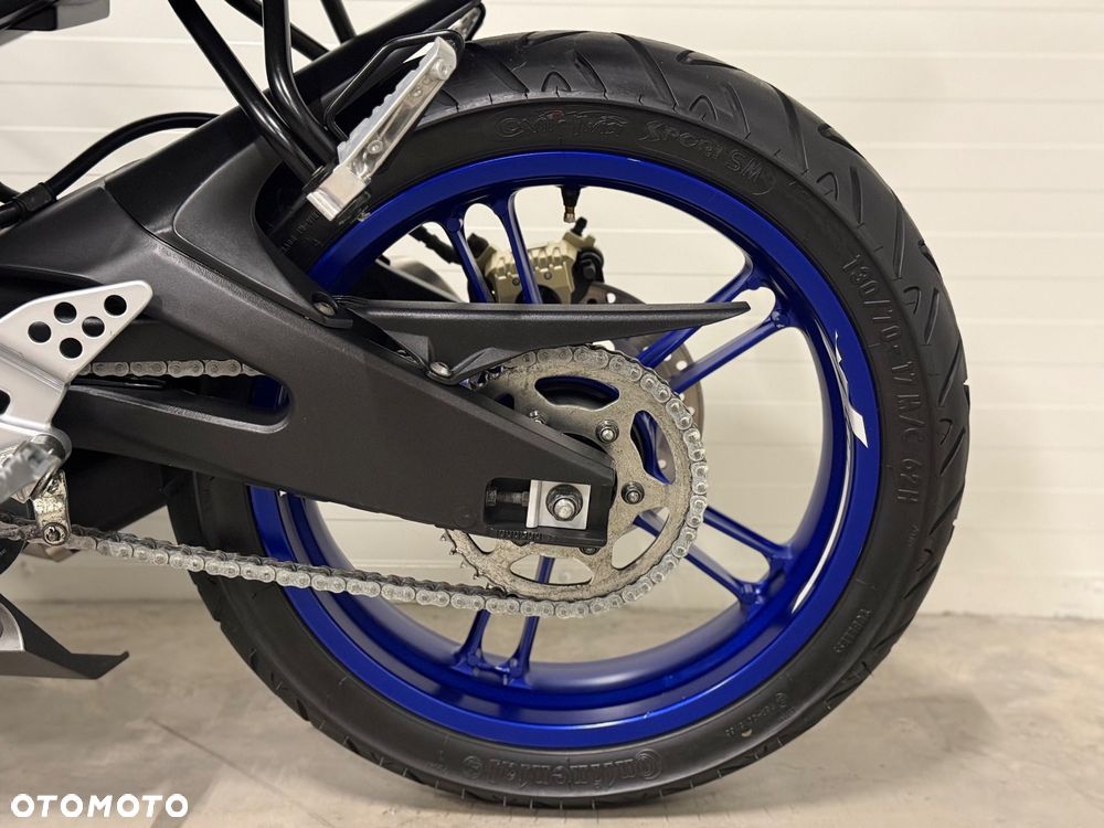 Yamaha YZF - 30
