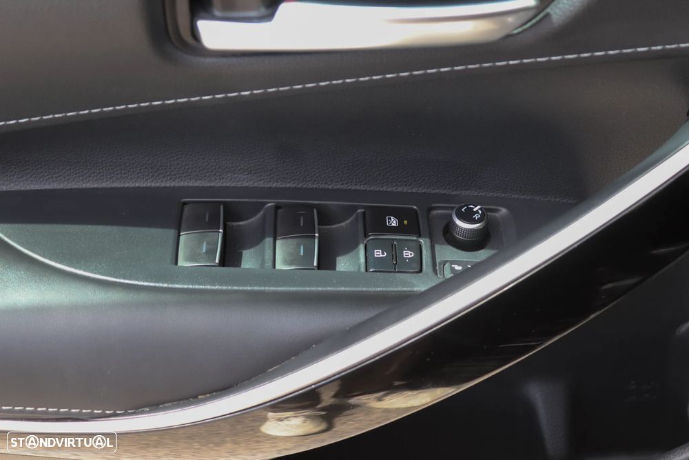 Toyota Corolla 2.0 Hybrid Comfort+P.Sport - 32
