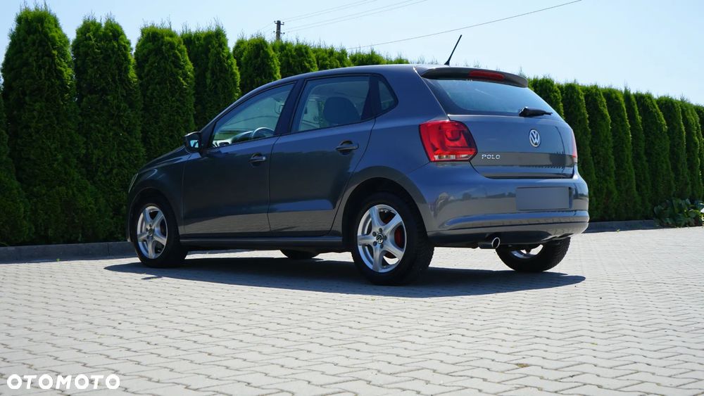 Volkswagen Polo 1.4 16V Comfortline - 20