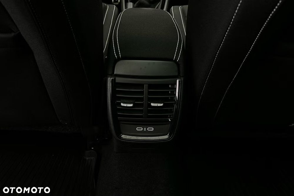Skoda Kamiq 1.0 TSI Monte Carlo DSG - 11