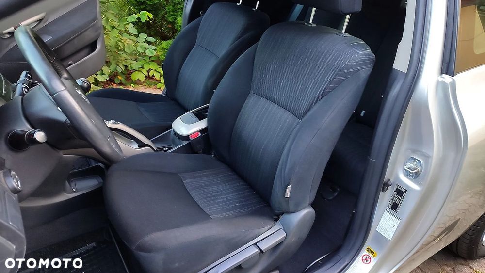 Toyota Auris 1.4 VVT-i Sol - 8