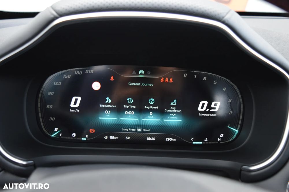 MG HS 1.5 T-GDi 6MT Explore - 24