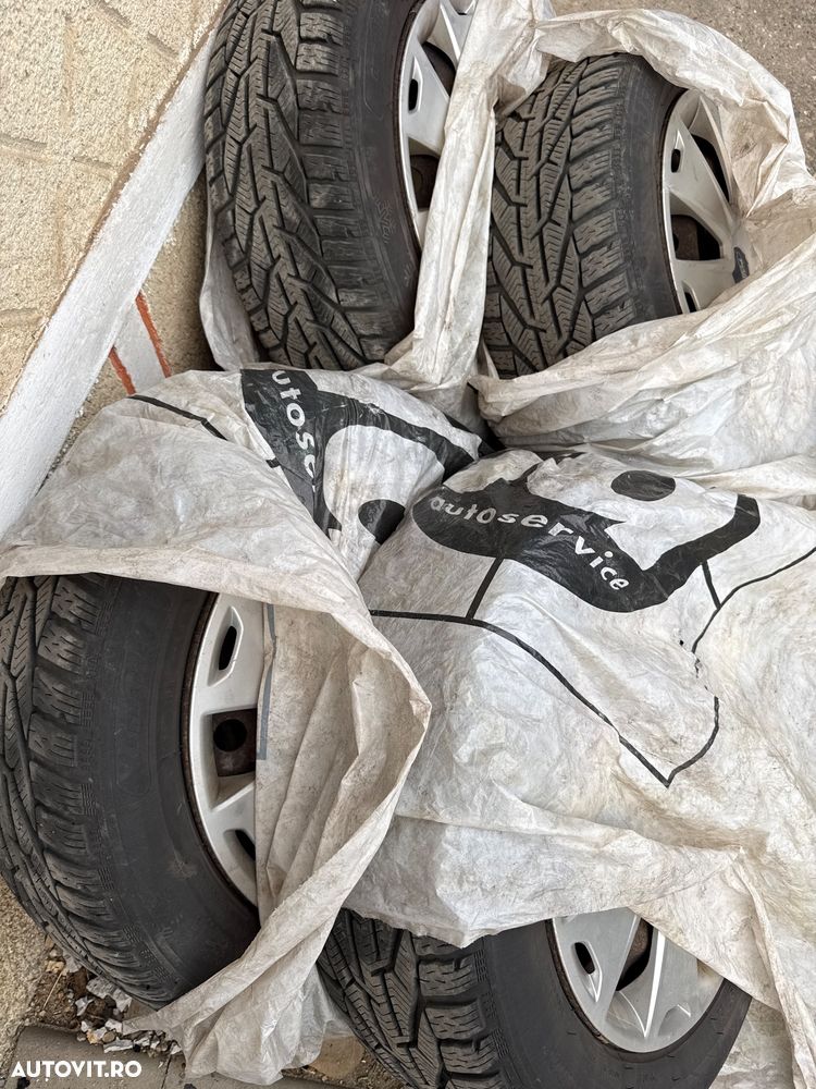 Ford Mondeo 1.6 TDCi Ambiente - 13