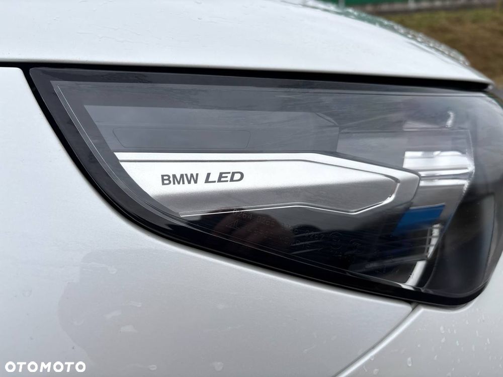 BMW Seria 5 520d xDrive - 14