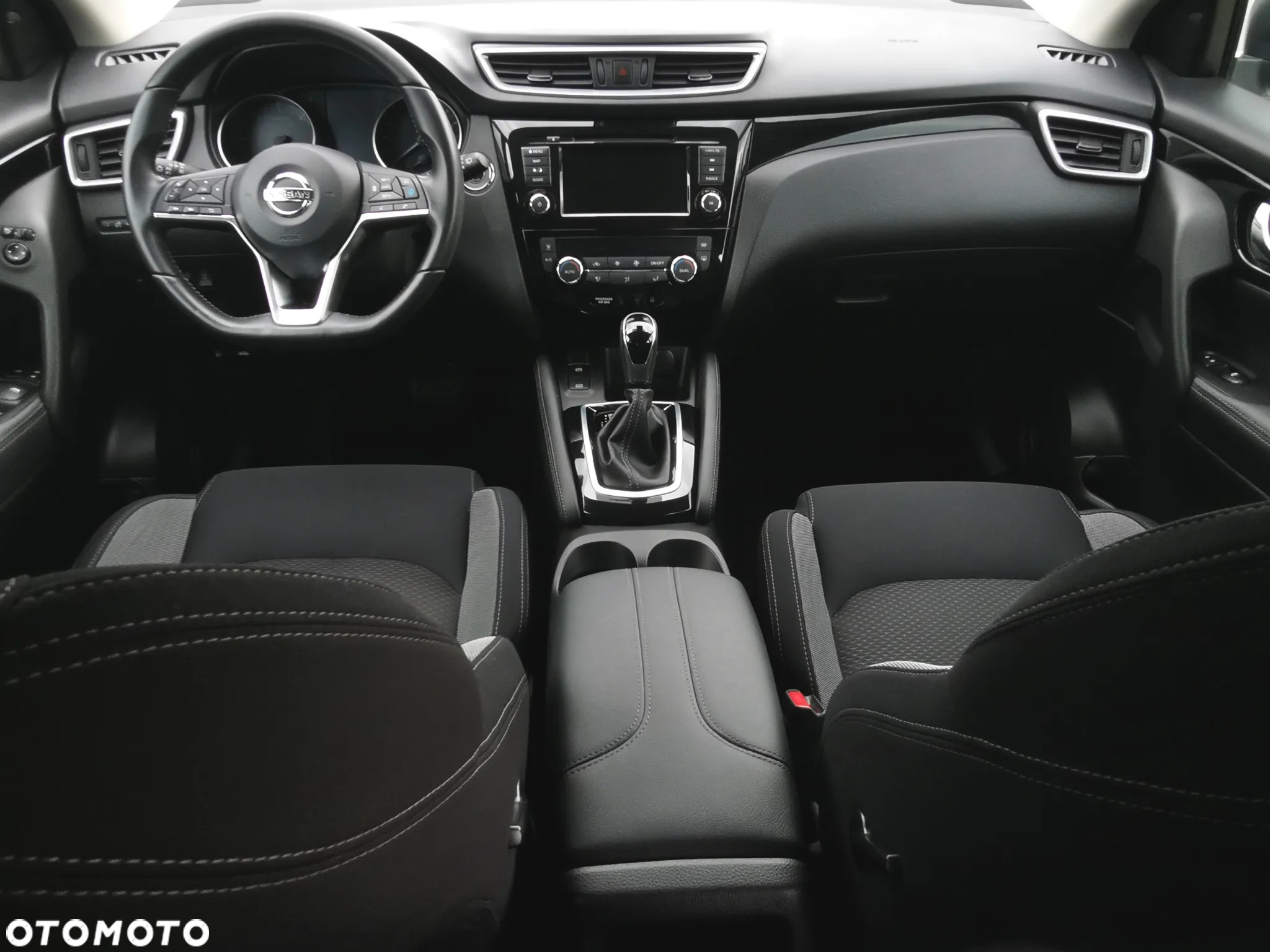 Nissan Qashqai 1.7 dCi 4x4 N-Style Xtronic - 23