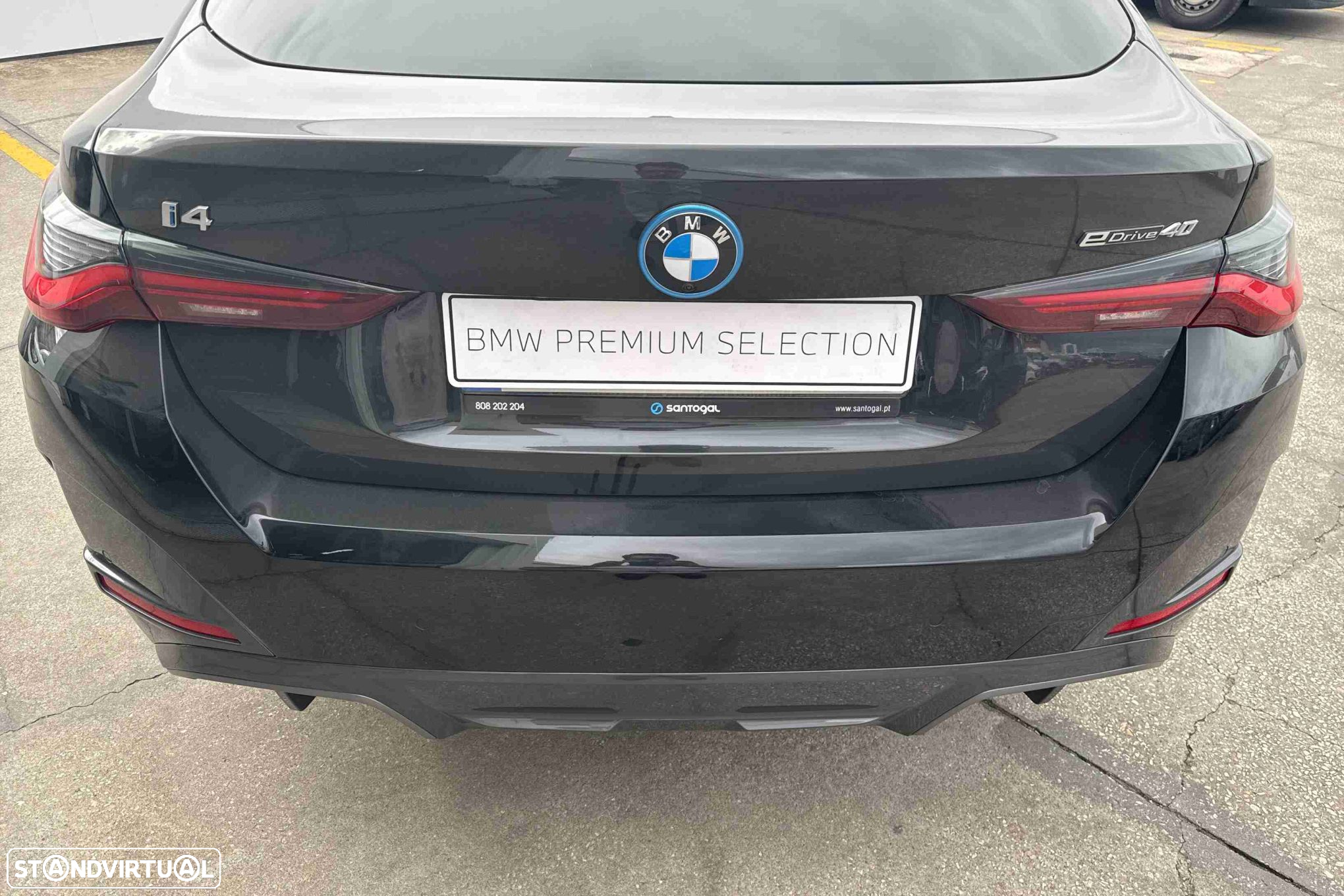 BMW i4 eDrive40 Desportiva M - 10