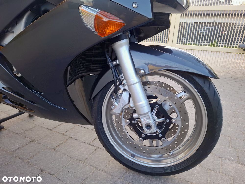 Yamaha FJR - 10