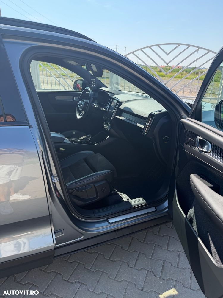 Volvo XC 40 D4 AWD R-Design - 10