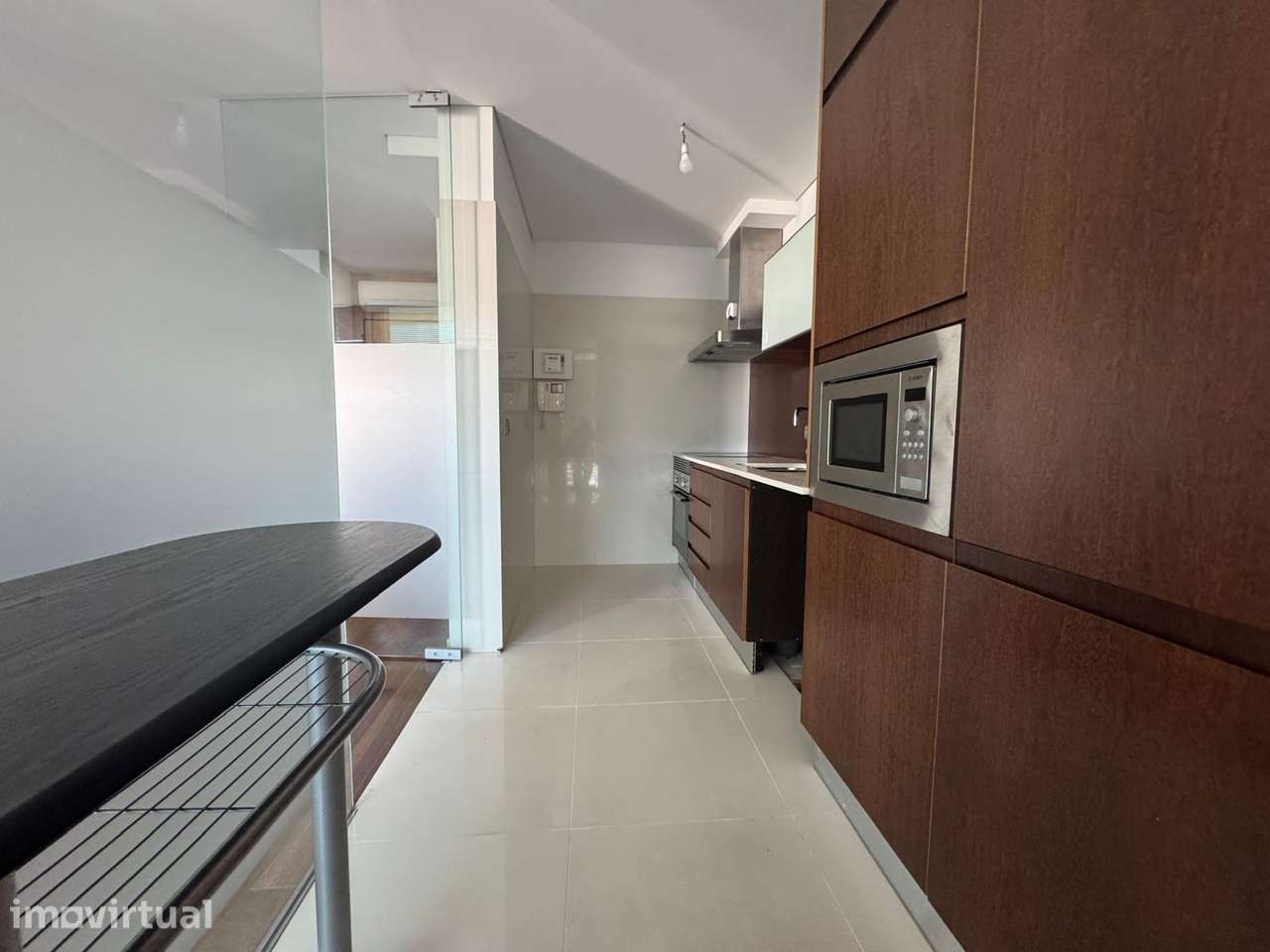 Apartamento T1 Duplex Edifício Mirador em Aveiro - Grande imagem: 5/16