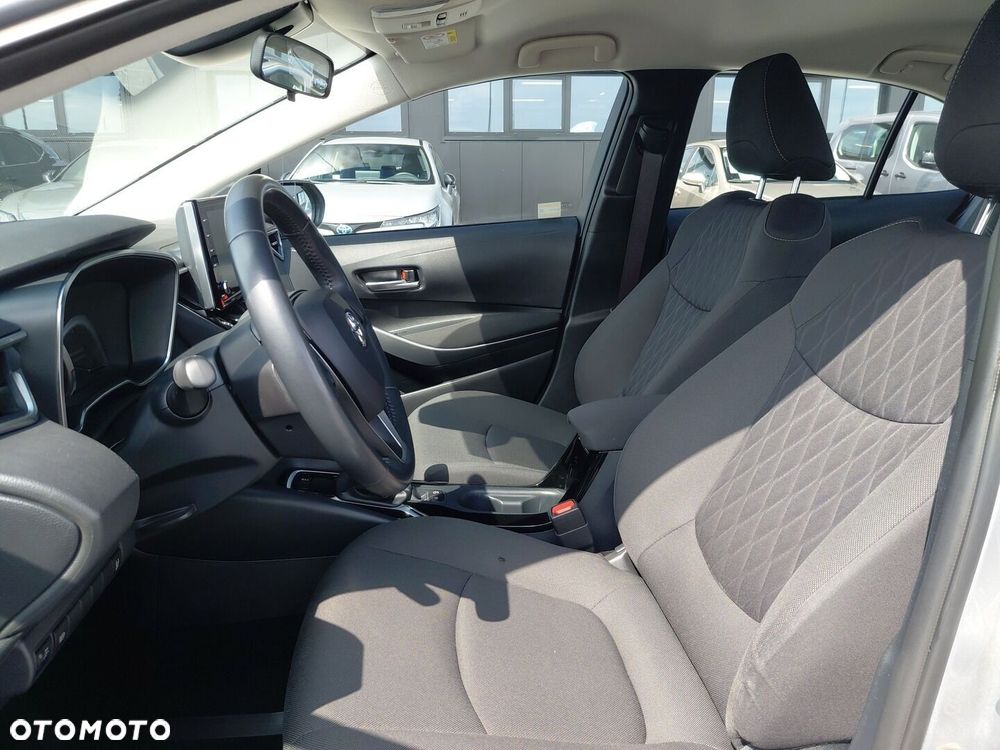 Toyota Corolla - 15