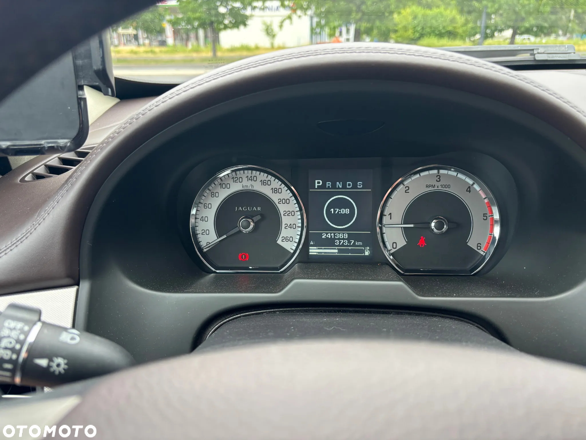 Jaguar XF 3.0 V6 D Luxury - 6