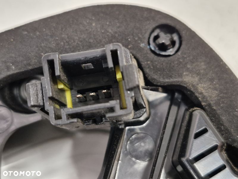 citroen c4 cactus i 1 lift lampa prawa tylna prawy tył w klapę 9821352180 - 8