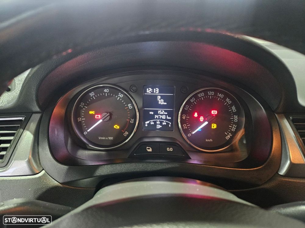 Skoda Rapid Spaceback 1.2 TSi Ambition - 9