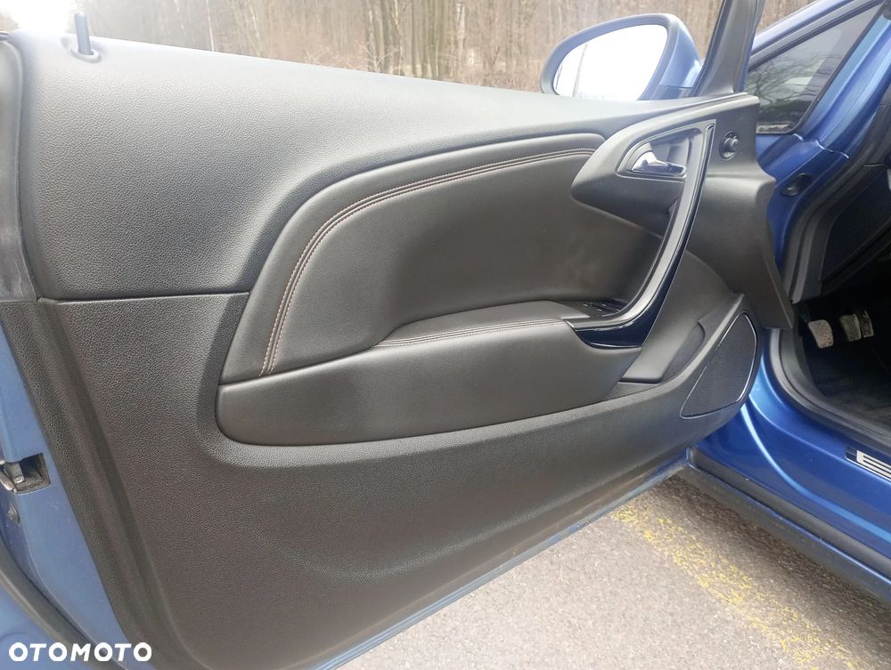 Opel Cascada 2.0 CDTI ecoFLEX Start/Stop Innovation - 19