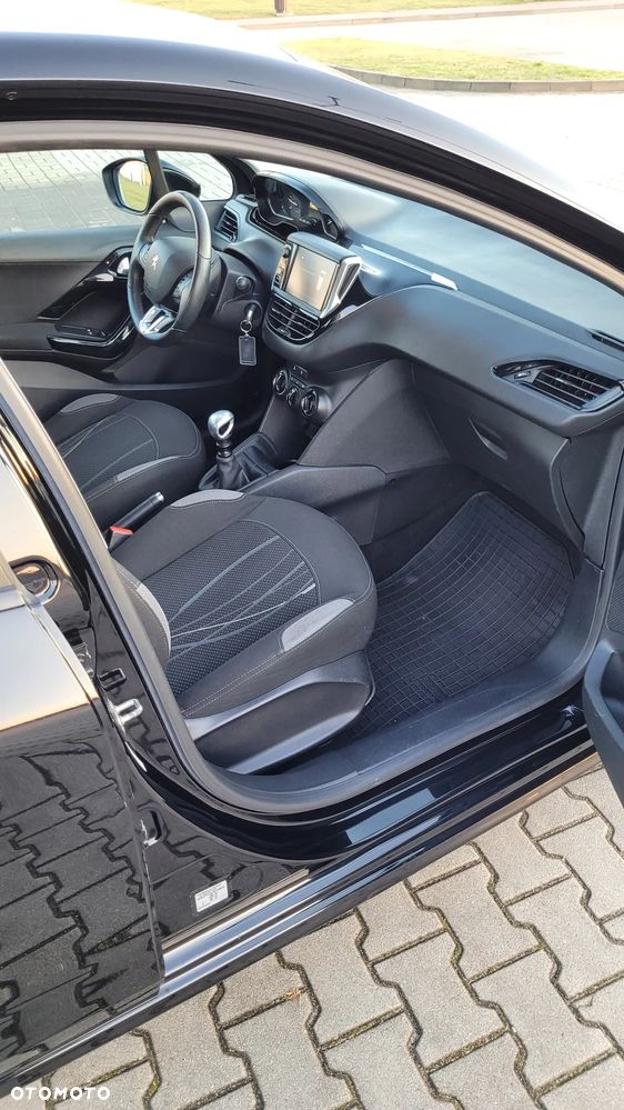 Peugeot 208 BlueHDi 100 Active - 9