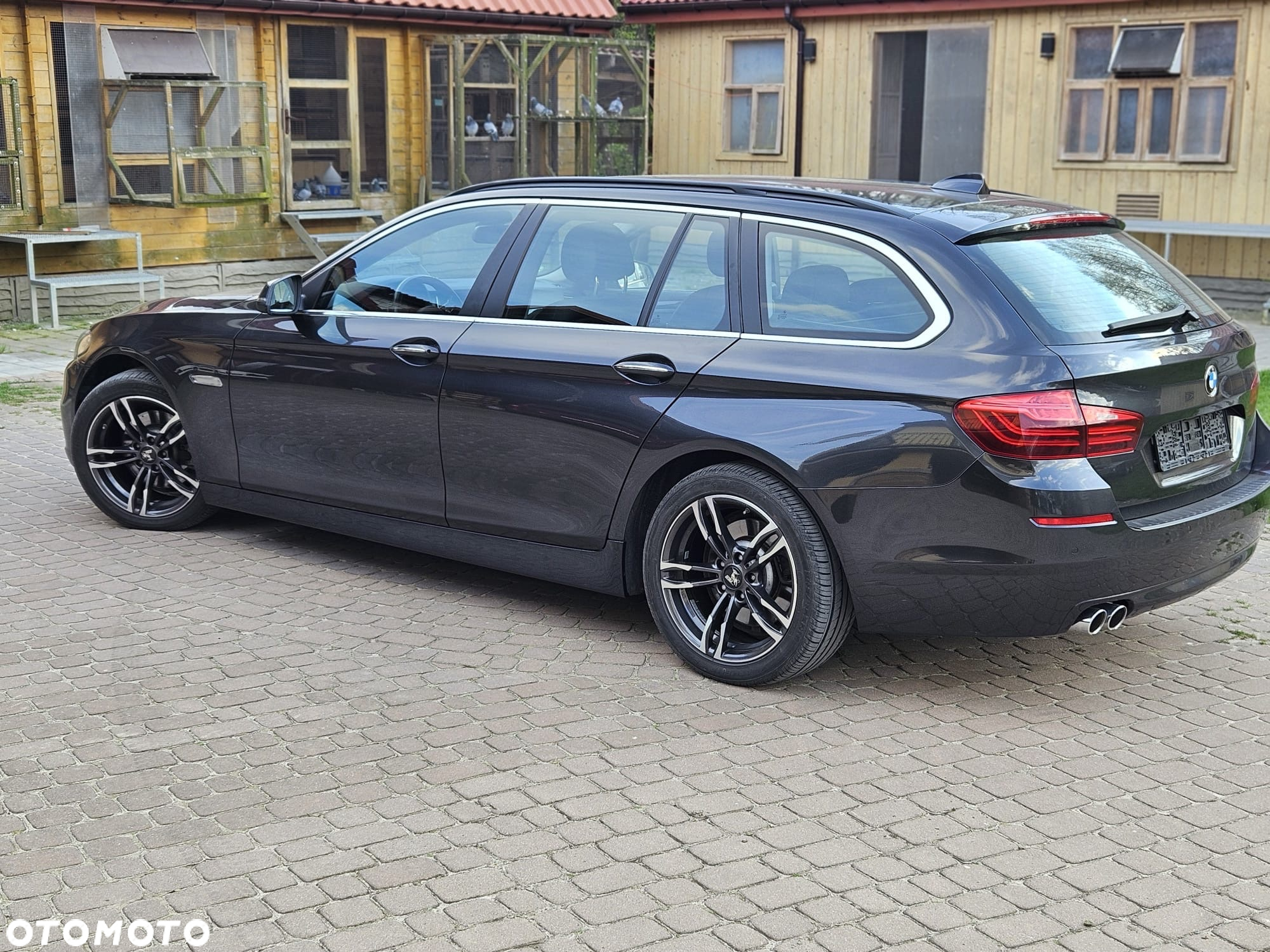 BMW Seria 5 520d Luxury Line - 2