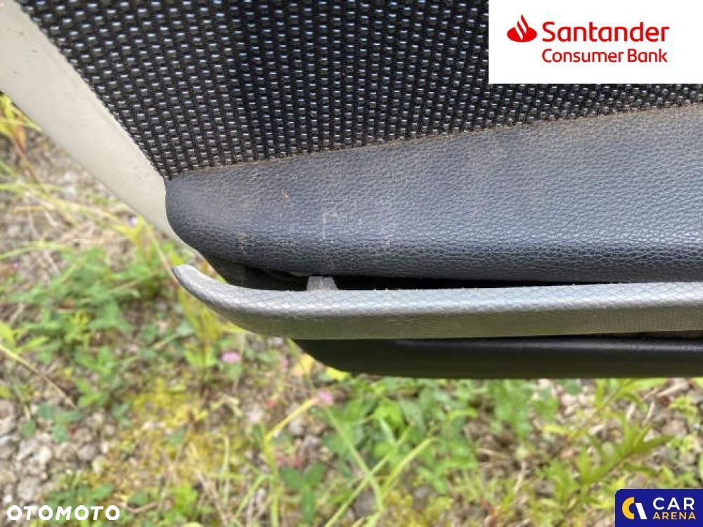 BMW Seria 3 325i - 21