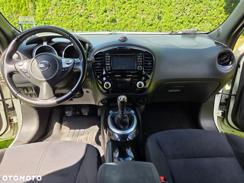 Nissan Juke 1.2 DIG-T N-Connecta EU6 - 9