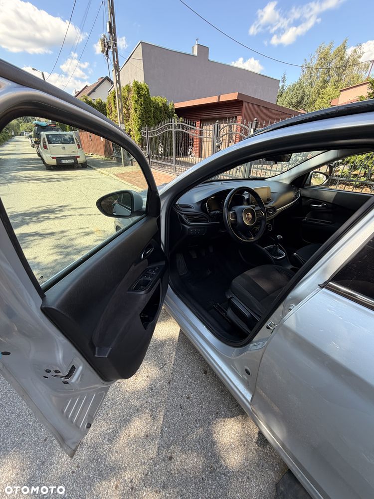 Fiat Tipo 1.4 T-Jet 16v Lounge - 14