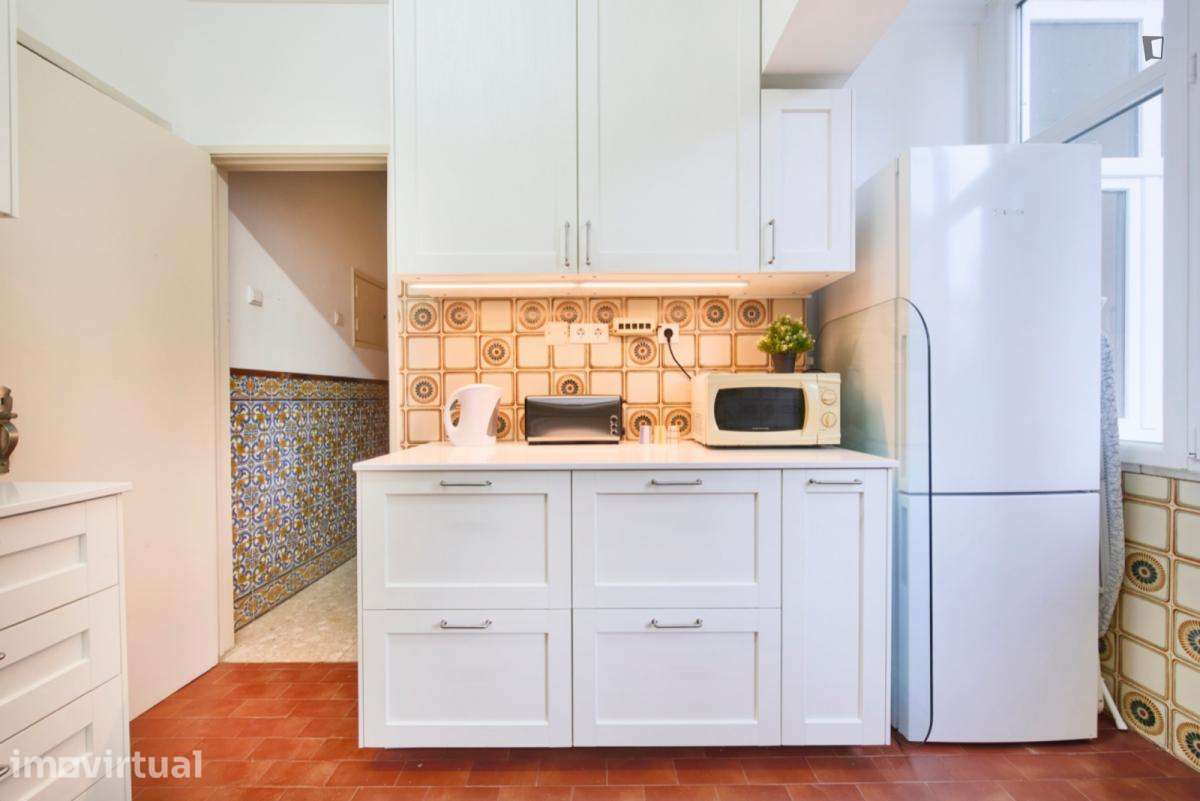 Quarto - localizado em Arroios Lisbon - Grande imagem: 5/19