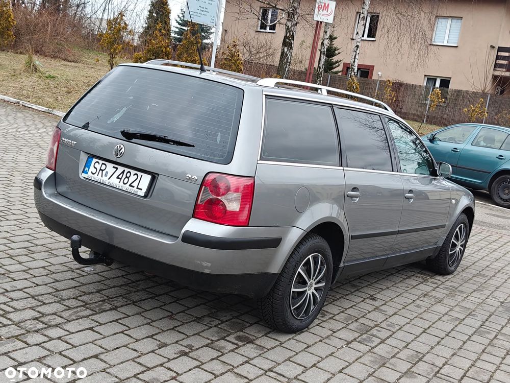 Volkswagen Passat - 9