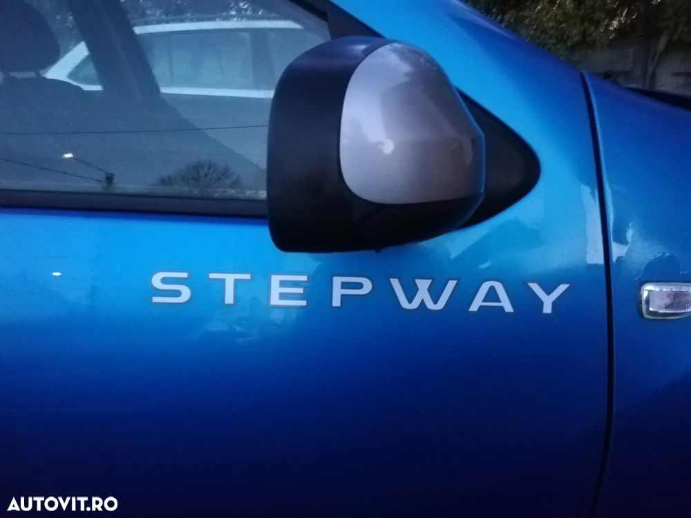 Dacia Sandero TCe 90 S&S Celebration - 20