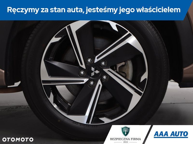 Mitsubishi Eclipse Cross - 16