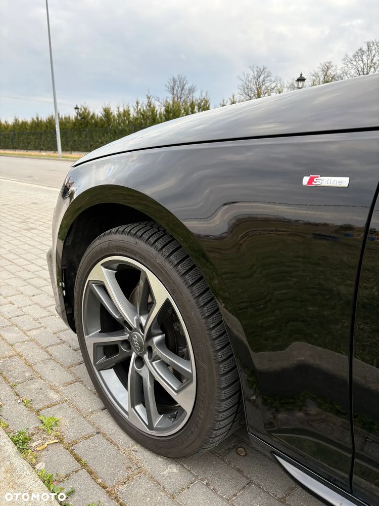 Audi A4 Limousine - 3